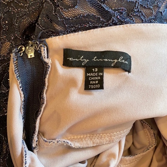 David’s Bridal Blue Lace Gown - Picture 5 of 5